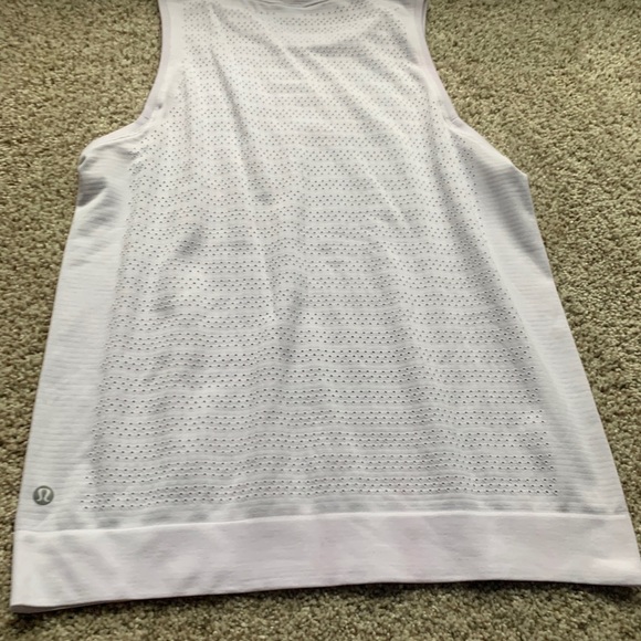 White Lulu tank - Picture 3 of 4